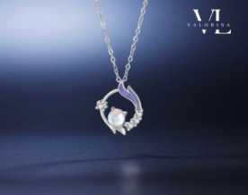 Dây Chuyền Vầng Trăng Mộng Mơ